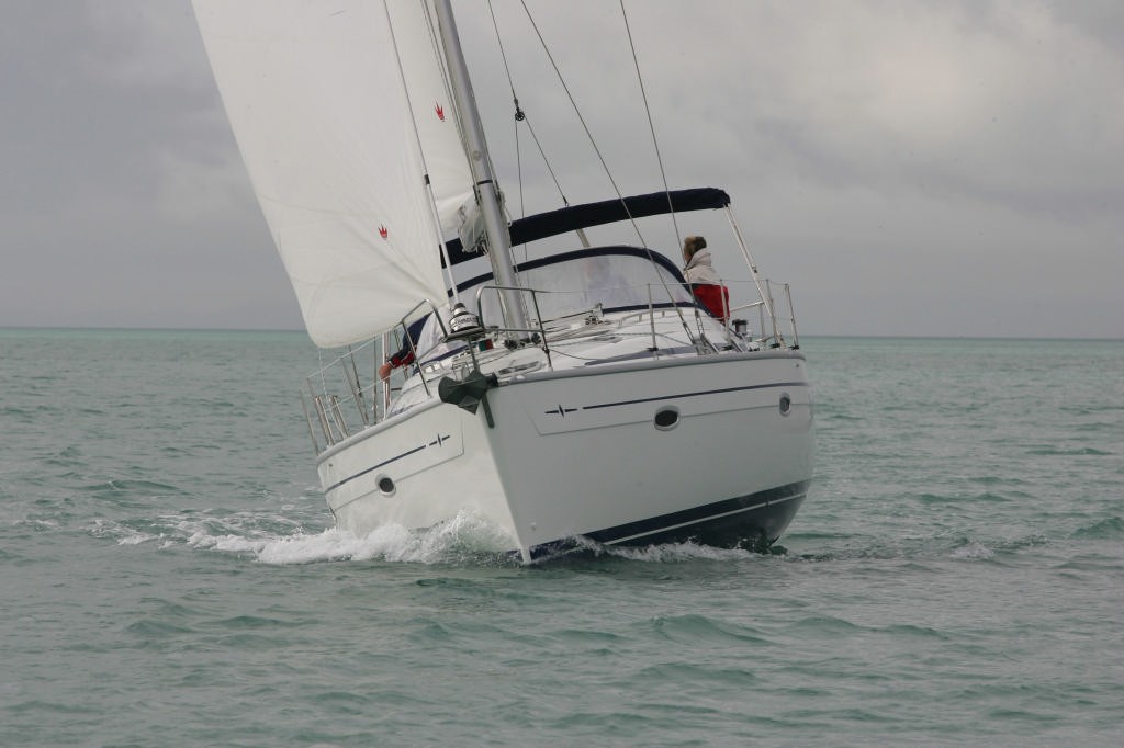 Bow view of B39 © Boating New Zealand